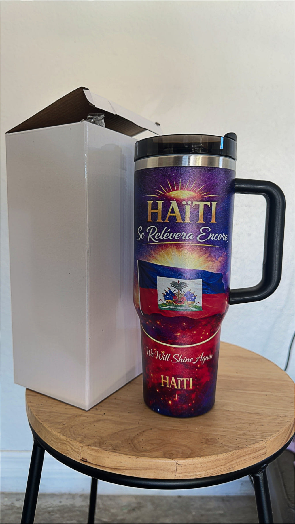 Stanley Custom Cup 40oz,Fet Ak Lanmou pou Drapo nou